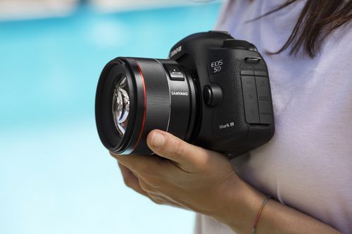 Change the Standard AF 85mm F1.4 EF